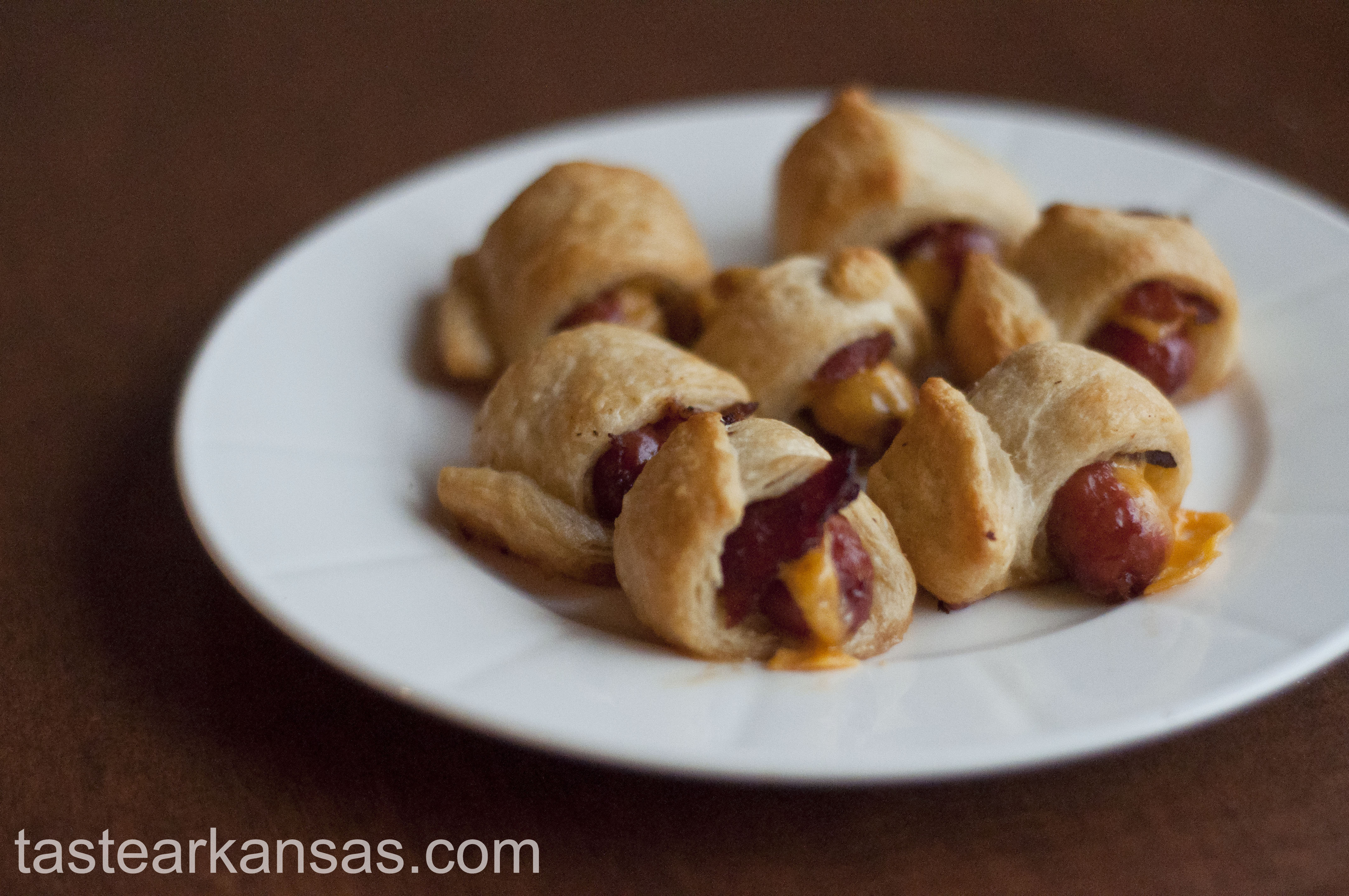 Bacon & Cheddar Pigs in a Blanket