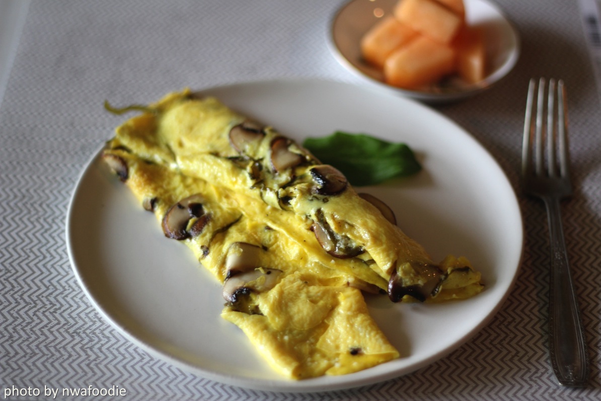 fresh sorrel and mushroom omelet 