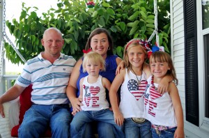 Billy Joe, Courtney and their three daughters (left to right), Mayci, Josie and Abby.