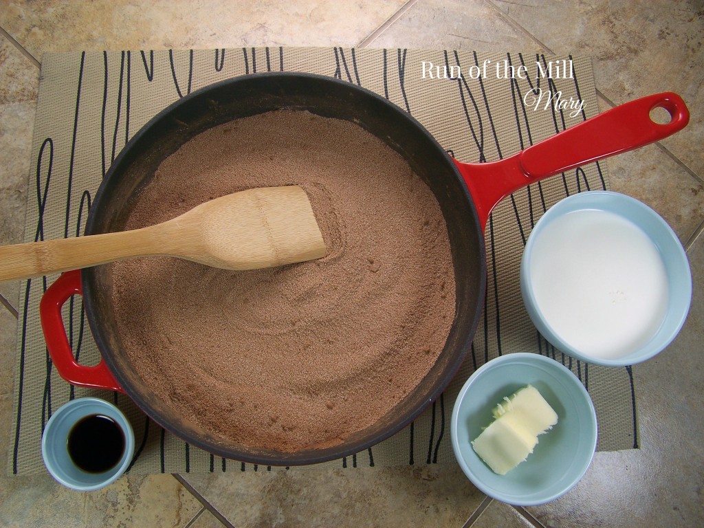 FB chocolate gravy stirred in pan (1)