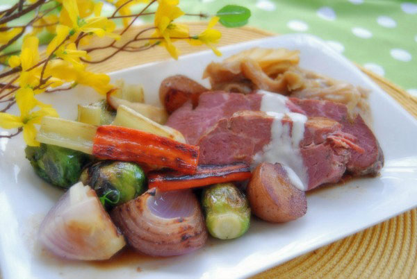 corned-beef-with-horseradish-sauce-and-veggies-slow-cooker