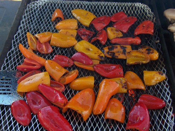 FB Taste ark grilled peppers on grill