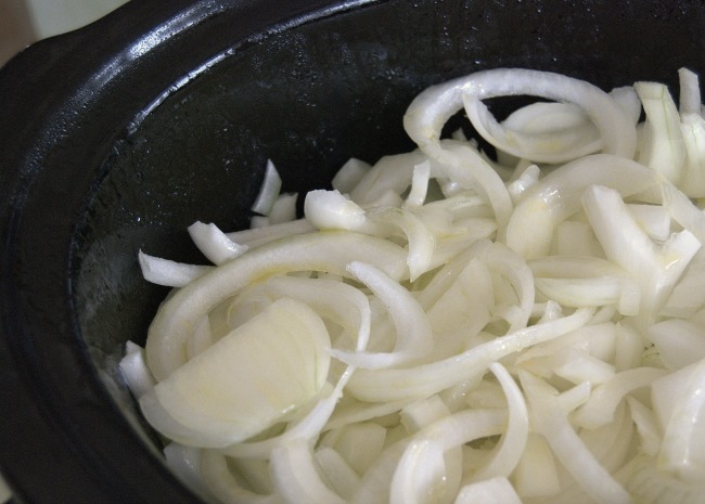 slow cooker big batch caramelized onions