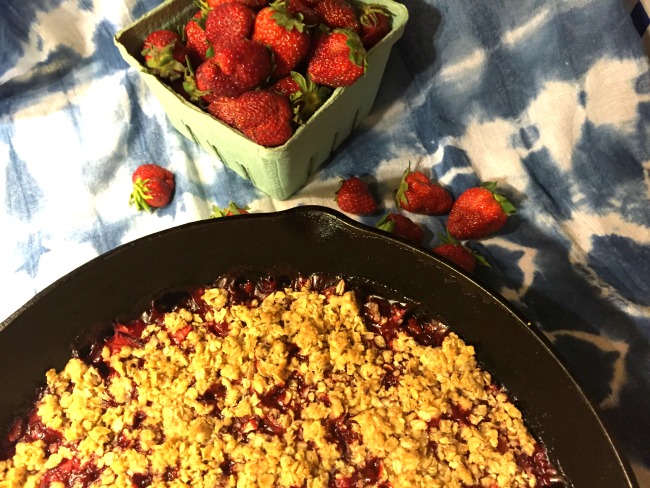 Arkansas Strawberry Skillet Crisp Close