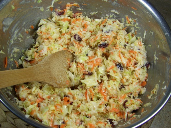 FB Taste ark April Cranberry Cole slaw stirring