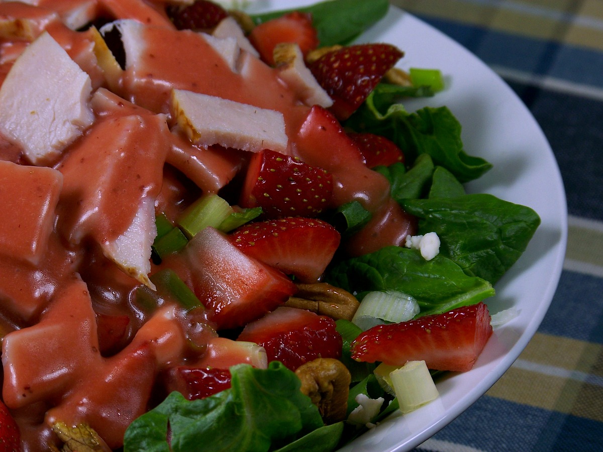 FB roasted strawberry vin. salad pics header