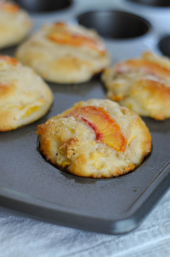 peachy-crunch-muffins-1