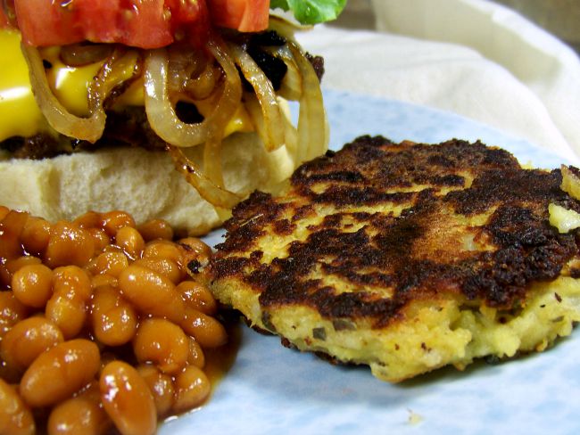 FB Potatoes and gravy pancakes on blue pate